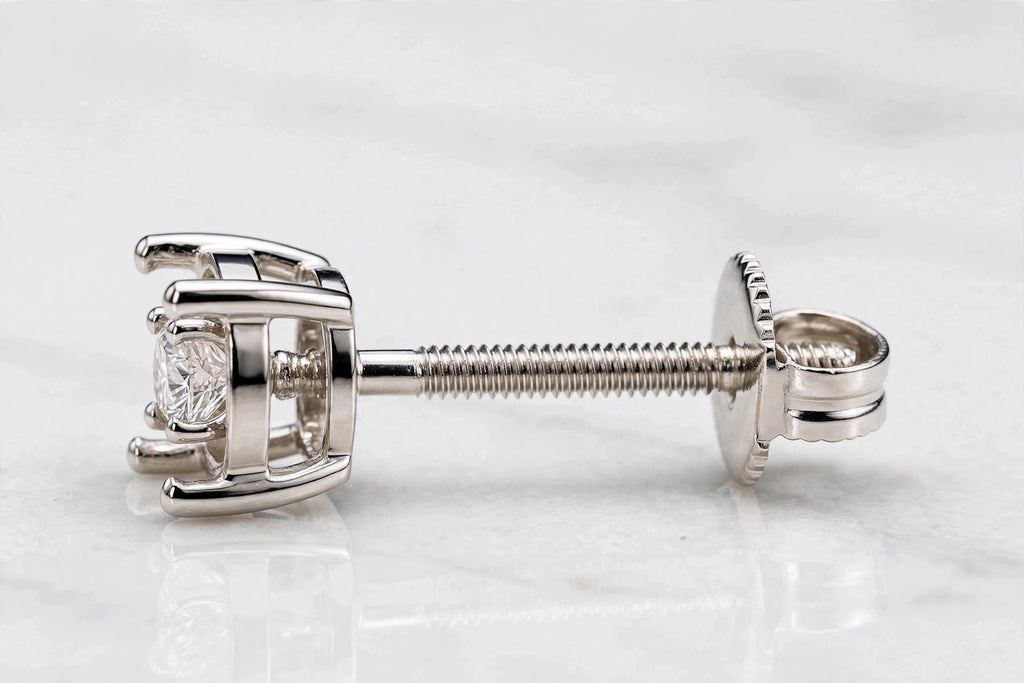 1ct white gold side