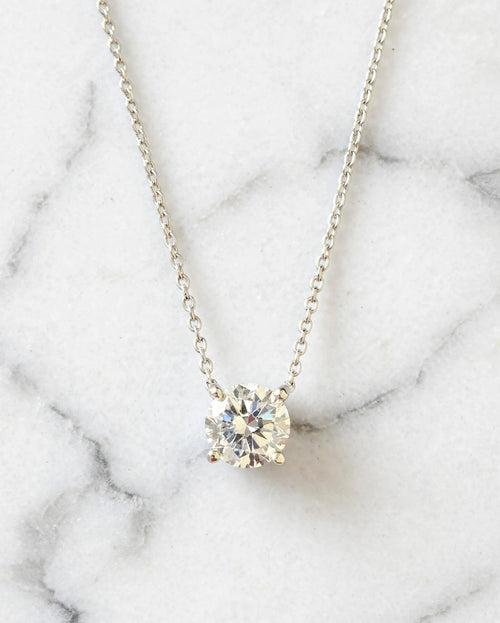 1ct pendant white front 0 c5428af3 34c7 4b59